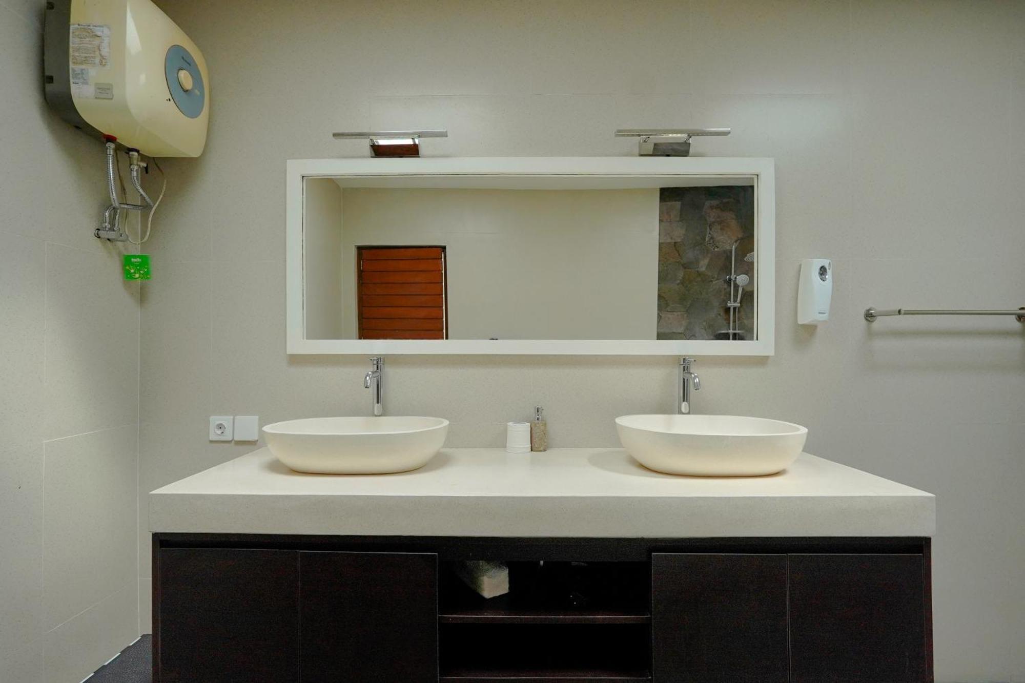 Eldborg Villas Seminyak 客房 照片